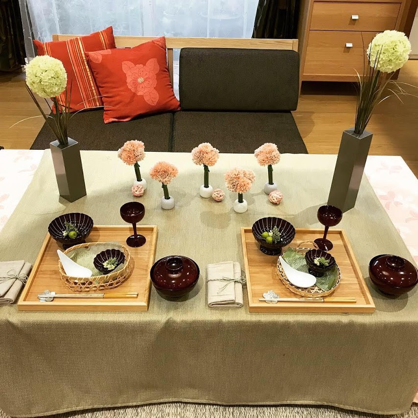 和モダンスタイル テーブルコーディネート 身近に楽しむ食空間